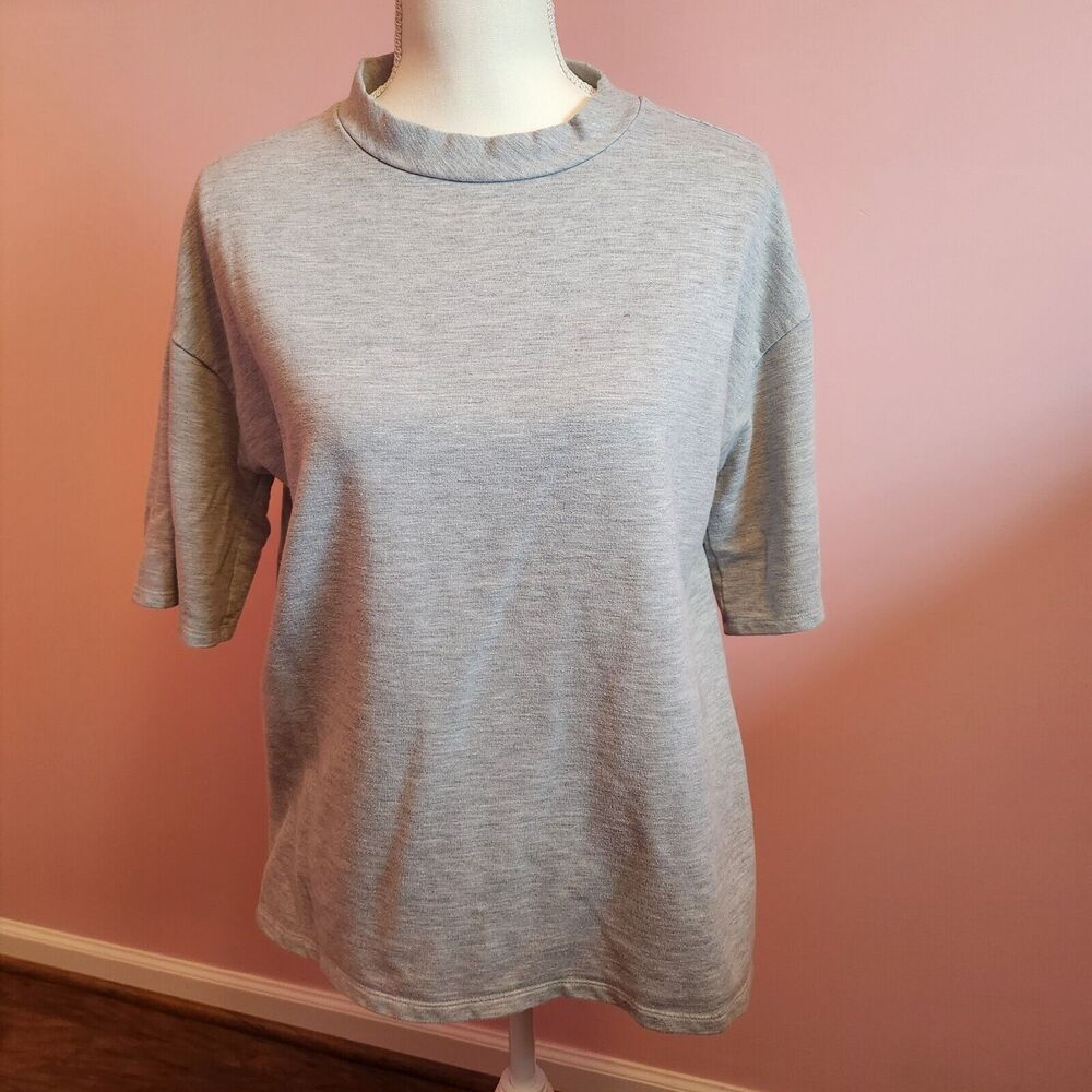 Forever 21 Oversized Grey Pullover Style Tshirt Women's Size Medium